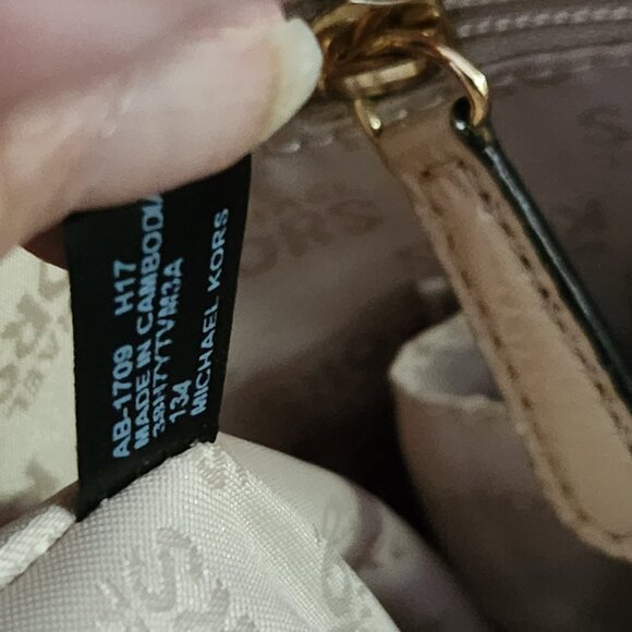 Nwot Michael Kors Jet Set Beige Tote Shoulder Bag Purse - Picture 15 of 15